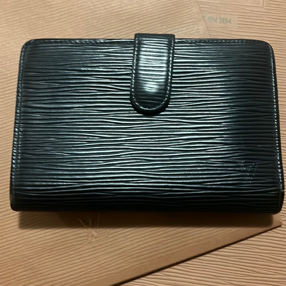 Epi Louis Vuitton Wallet